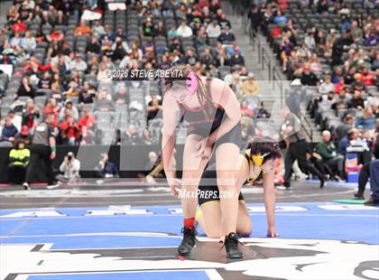 Thumbnail 3 in CHSAA 5A Round 1 photogallery.