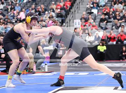 Thumbnail 3 in CHSAA 5A Round 1 photogallery.