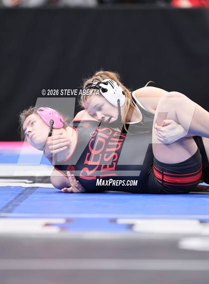 Thumbnail 1 in CHSAA 5A Round 1 photogallery.