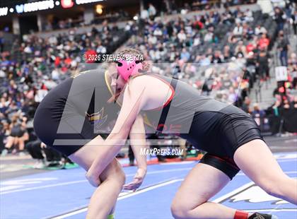 Thumbnail 2 in CHSAA 5A Round 1 photogallery.
