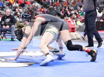 Thumbnail 3 in CHSAA 5A Round 1 photogallery.