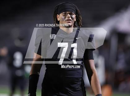 Thumbnail 3 in Ellison @ Randle (UIL 5A D2 Football Bi-District) photogallery.