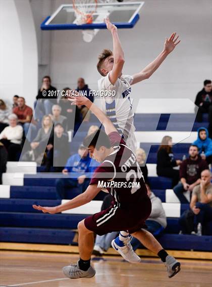 Thumbnail 1 in Park Ridge vs. Wood-Ridge photogallery.