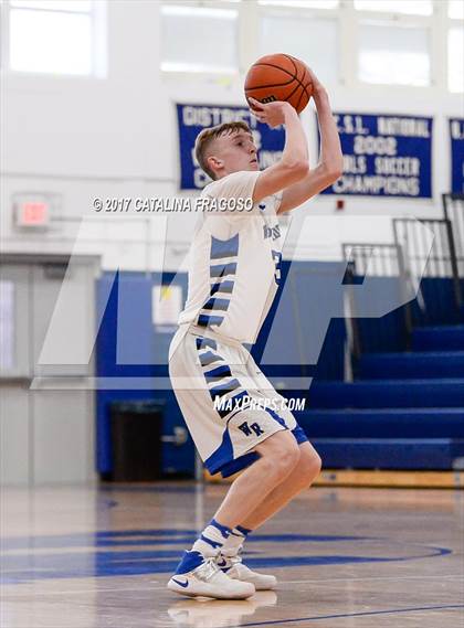 Thumbnail 3 in Park Ridge vs. Wood-Ridge photogallery.