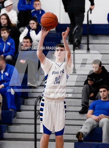 Thumbnail 1 in Park Ridge vs. Wood-Ridge photogallery.