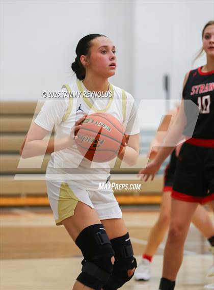 Thumbnail 2 in Strawn @ Perrin-Whitt photogallery.