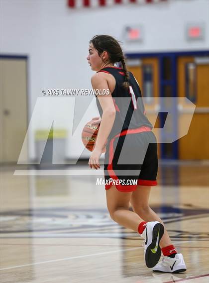 Thumbnail 1 in Strawn @ Perrin-Whitt photogallery.