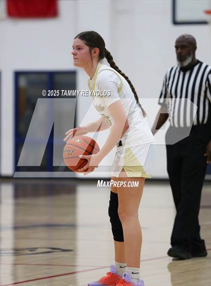 Thumbnail 3 in Strawn @ Perrin-Whitt photogallery.