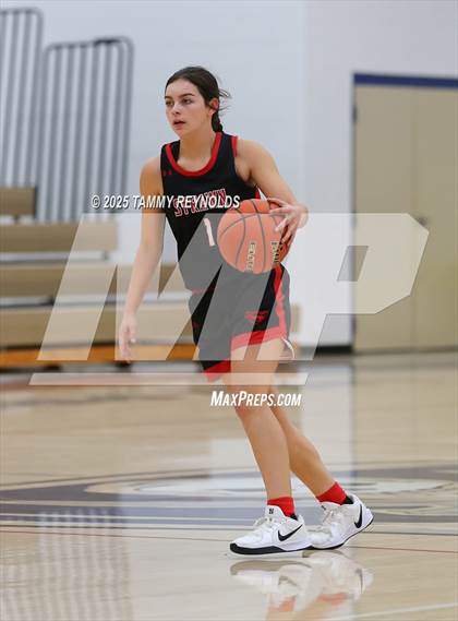 Thumbnail 2 in Strawn @ Perrin-Whitt photogallery.