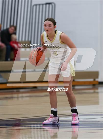 Thumbnail 2 in Strawn @ Perrin-Whitt photogallery.