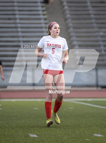 Thumbnail 2 in Redondo Union vs Mira Costa photogallery.