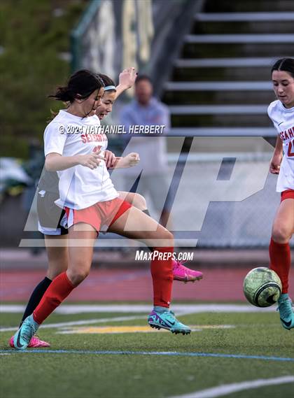 Thumbnail 3 in Redondo Union vs Mira Costa photogallery.