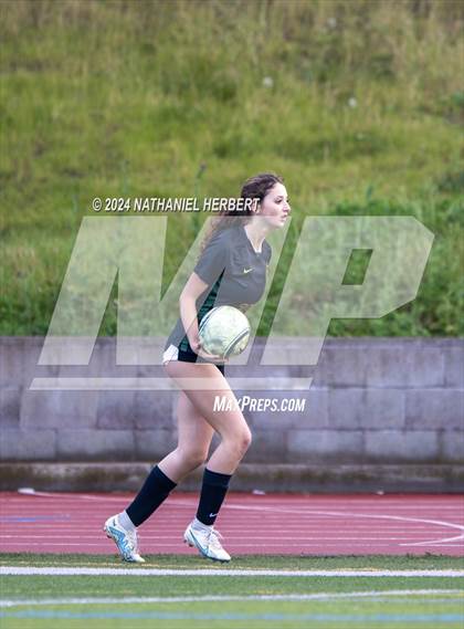 Thumbnail 2 in Redondo Union vs Mira Costa photogallery.