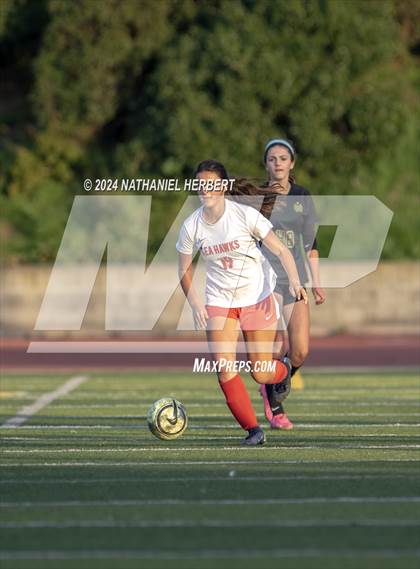 Thumbnail 3 in Redondo Union vs Mira Costa photogallery.