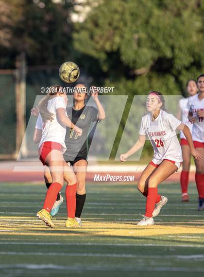 Thumbnail 2 in Redondo Union vs Mira Costa photogallery.
