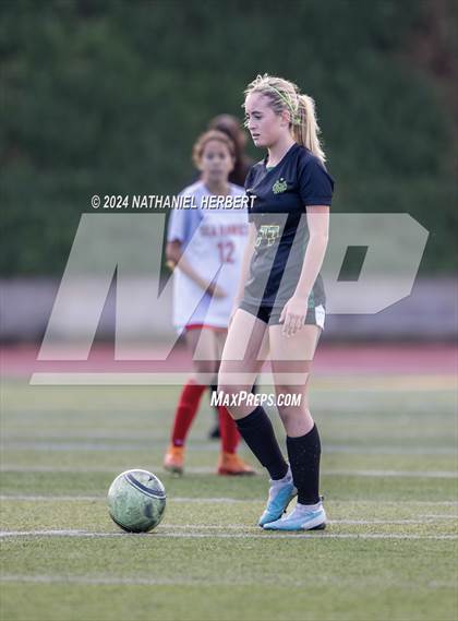 Thumbnail 2 in Redondo Union vs Mira Costa photogallery.