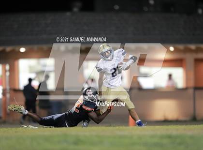 Thumbnail 3 in Chatsworth vs  Poly photogallery.