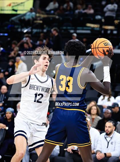 Thumbnail 2 in Brentwood School vs Campbell Hall (Trinity-Mission League Show @ Intuit Dome) photogallery.