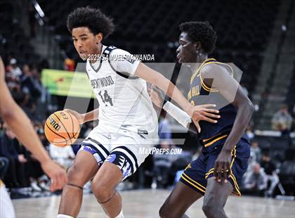 Thumbnail 2 in Brentwood School vs Campbell Hall (Trinity-Mission League Show @ Intuit Dome) photogallery.