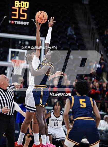 Thumbnail 3 in Brentwood School vs Campbell Hall (Trinity-Mission League Show @ Intuit Dome) photogallery.