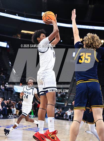 Thumbnail 2 in Brentwood School vs Campbell Hall (Trinity-Mission League Show @ Intuit Dome) photogallery.