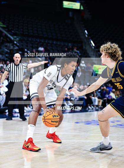 Thumbnail 3 in Brentwood School vs Campbell Hall (Trinity-Mission League Show @ Intuit Dome) photogallery.