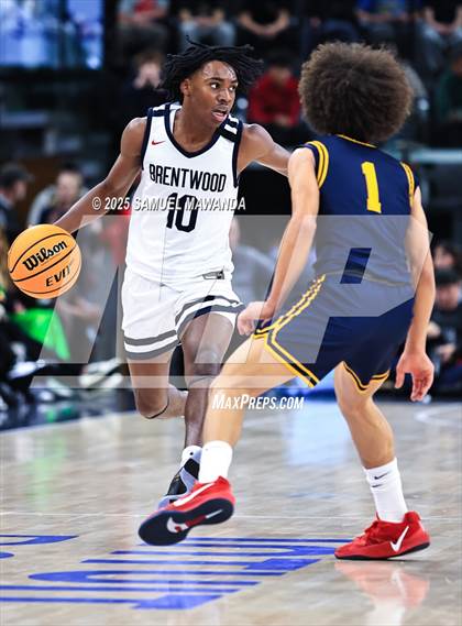 Thumbnail 3 in Brentwood School vs Campbell Hall (Trinity-Mission League Show @ Intuit Dome) photogallery.