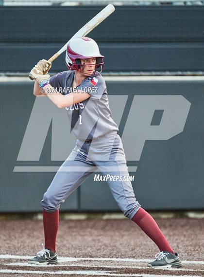 Thumbnail 1 in Heights @ Kingwood (UIL Softball 6A Region 3 Regional Semifinal) photogallery.