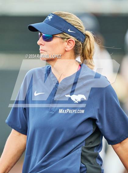 Thumbnail 2 in Heights @ Kingwood (UIL Softball 6A Region 3 Regional Semifinal) photogallery.