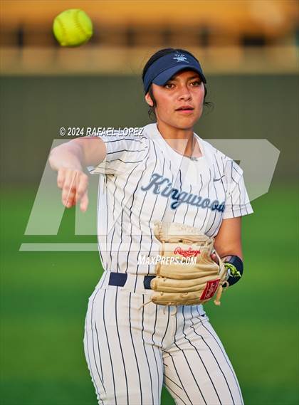 Thumbnail 1 in Heights @ Kingwood (UIL Softball 6A Region 3 Regional Semifinal) photogallery.
