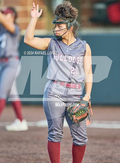 Thumbnail 3 in Heights @ Kingwood (UIL Softball 6A Region 3 Regional Semifinal) photogallery.