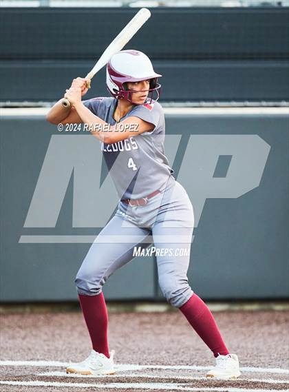 Thumbnail 1 in Heights @ Kingwood (UIL Softball 6A Region 3 Regional Semifinal) photogallery.