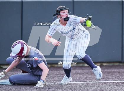 Thumbnail 2 in Heights @ Kingwood (UIL Softball 6A Region 3 Regional Semifinal) photogallery.