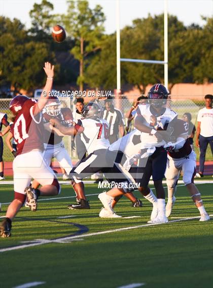 Thumbnail 1 in Cinco Ranch vs Tompkins (A Team) photogallery.