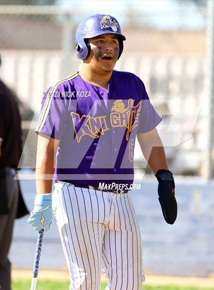 Thumbnail 2 in Firebaugh vs. Lynwood photogallery.