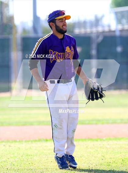 Thumbnail 3 in Firebaugh vs. Lynwood photogallery.