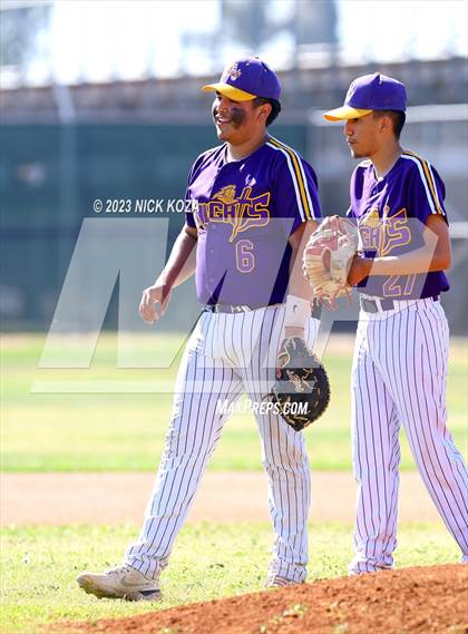 Thumbnail 3 in Firebaugh vs. Lynwood photogallery.