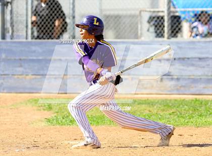 Thumbnail 2 in Firebaugh vs. Lynwood photogallery.