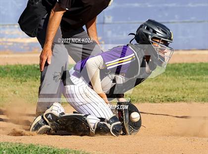 Thumbnail 1 in Firebaugh vs. Lynwood photogallery.