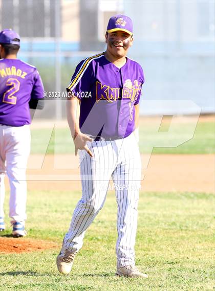 Thumbnail 2 in Firebaugh vs. Lynwood photogallery.