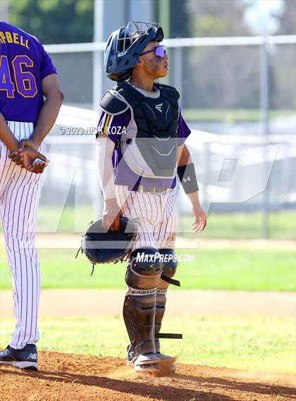 Thumbnail 2 in Firebaugh vs. Lynwood photogallery.