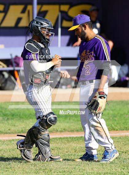 Thumbnail 2 in Firebaugh vs. Lynwood photogallery.