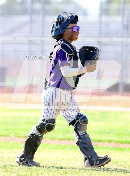 Thumbnail 2 in Firebaugh vs. Lynwood photogallery.