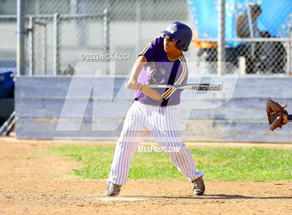 Thumbnail 3 in Firebaugh vs. Lynwood photogallery.