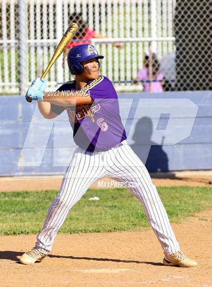Thumbnail 3 in Firebaugh vs. Lynwood photogallery.