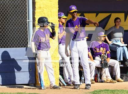 Thumbnail 2 in Firebaugh vs. Lynwood photogallery.