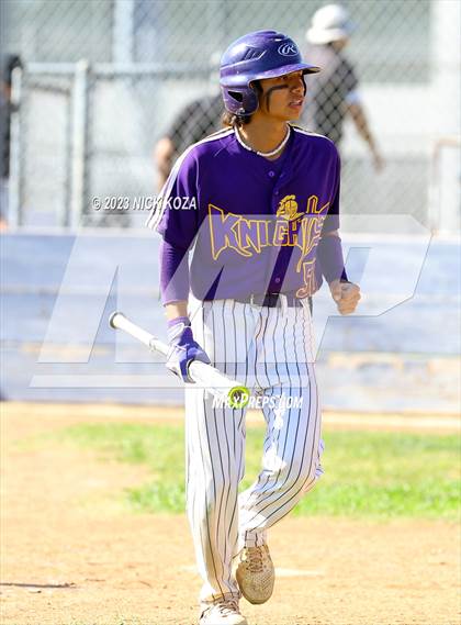 Thumbnail 3 in Firebaugh vs. Lynwood photogallery.