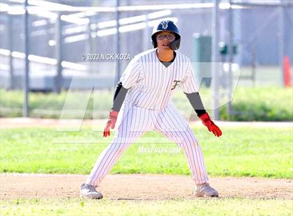 Thumbnail 1 in Firebaugh vs. Lynwood photogallery.