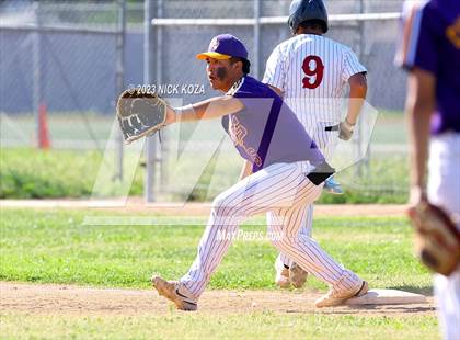 Thumbnail 3 in Firebaugh vs. Lynwood photogallery.