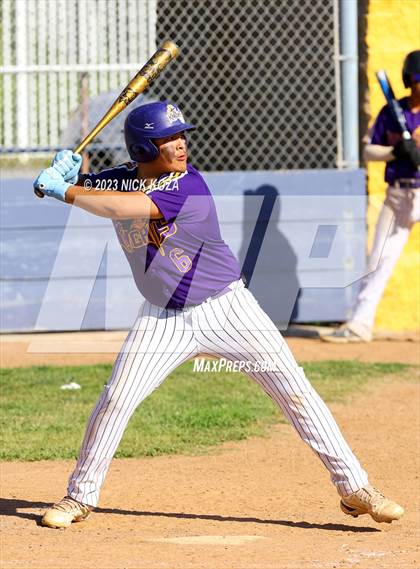 Thumbnail 3 in Firebaugh vs. Lynwood photogallery.